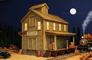 SCALE-FREIGHT-HOUSE-DEPOT-BUILDING-4USEW-LGB-ACCUCRAFT-TRACK-TRAIN 