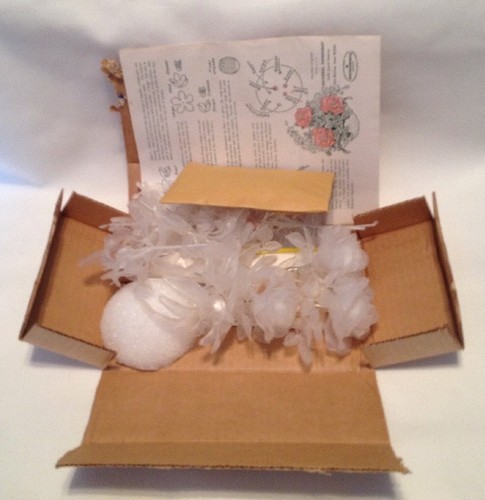 NEW- ROSE ARRAY glis-glass National Handcraft Society crafts boquet vintage kit
