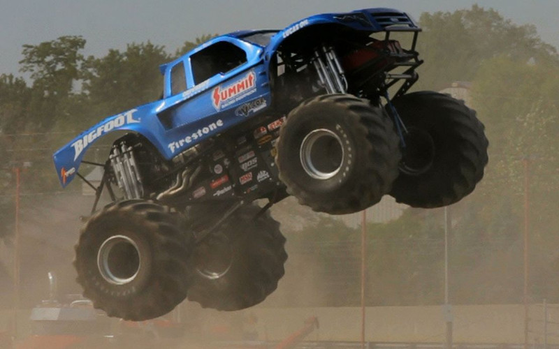 10 Of The Greatest Car Jump Videos Ever eBay