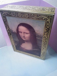 hinged-metal-box-Tin-container-Mona-Lisa-decorative-Made-in-W-Germany