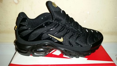 scarpe nike tuned