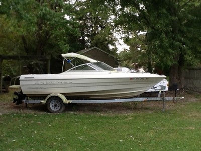 1999 Bayliner Capri 1950