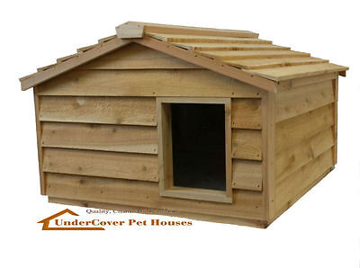 EXTRA LARGE INSULATED CEDAR OUTDOOR CAT HOUSE, ...