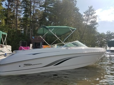 2000 Chapparal 216 SSI Sport Bowrider Boat