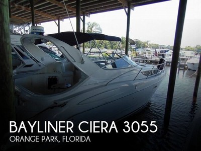 1999 Bayliner Ciera 3055 Used