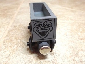 1992 Wooden Thomas Train Troublesome Truck Flat Magnets Staples EUC | eBay