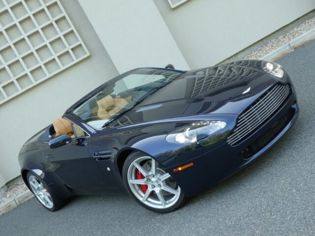 Image 1 of Aston Martin: Vantage…