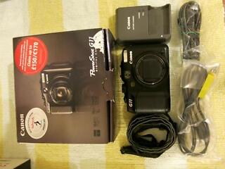 Canon powershot g11 in almost new condition