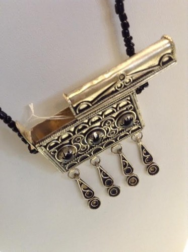 Moroccan-Pill-Box-beads-Necklace-pendant-Hidden-Secret-Compartment-Prayer-Locket