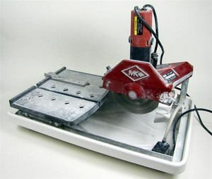 MK Diamond Heavy Duty Model MK 470 Wet Tile Saw w Built in Water Pump