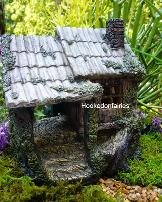 Miniature Hemloft House w/ Hinged Door Fairy ...