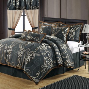 ... 13 PEICES BROWN AND GOLD COMFORTER SET WITH MATCHING WINDOW CURTAINS