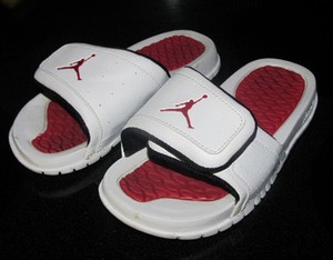 latest yeezy sneakers