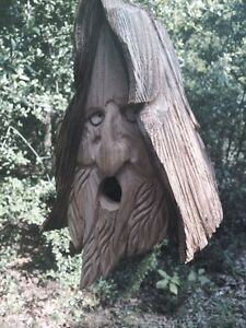 Wood-Spirit-Unique-Old-Man-rustic-Hand-Carved-Cedar-Bird-House 