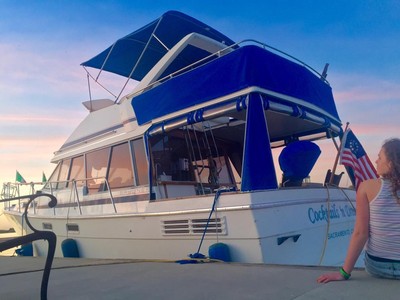 1987 Bayliner 3270