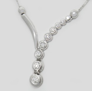 ... ZALES 14K White Gold Over 1ct SI1 G Diamonds Journey Pendant Necklace