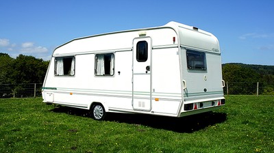 Elddis Jetstream Ex300 - with Move-master & AL-KO stabiliser hitch - 4 Berth 