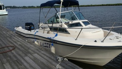 Grady White Seafarer 226