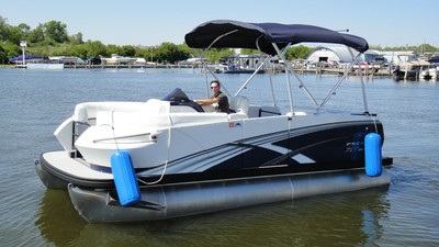 2014 Larson Escape Rt2000 Aluminium Fiberglass Pontoon Boat Bennington 