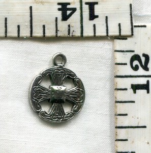 Sterling Vintage of cross Cross bracelet  charm Some   Bracelet $8 Sort Smaller Charm maltese Maltese