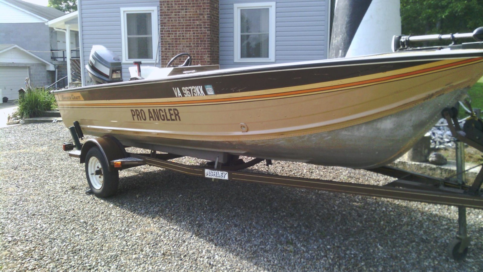 1984 Aluminum Smokercraft boat 1989 70hp Yamaha Outboard