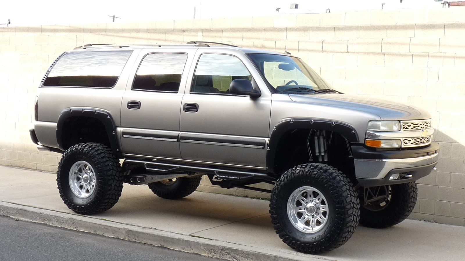 Volvo Dealerships In California >> 2003 Chevy Suburban 2500 4x4 **37,719 Original Miles** Lifted California Truck!! - Used ... Volvo Dealerships In California >> 2003 Chevy Suburban 2500 4x4 **37,719 Original Miles** Lifted California Truck!! - Used ...
