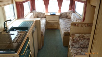 lunar highstyle 98 99 spec 4 berth touring caravan 