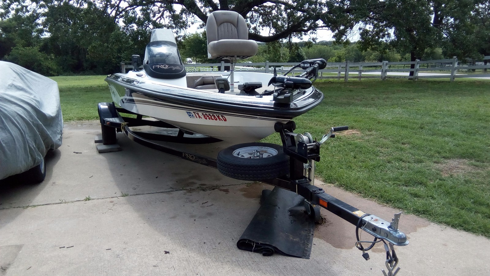 Bassboat Procraft 175 with 115 Hp Mercury in as new condition $8500.00