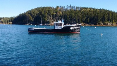 42 foot long 17'wide novi boat NO RESERVE