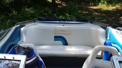 Rinker Captiva 190 Boat with trailer