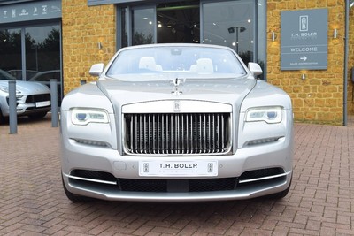 2016 Rolls-Royce Dawn V12 Petrol silver Automatic