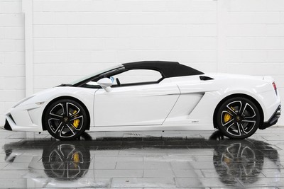 2013 Lamborghini Gallardo LP 560-4 50th Anniversary Spyder E Gear Petrol white 