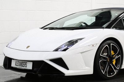 2013 Lamborghini Gallardo LP 560-4 50th Anniversary Spyder E Gear Petrol white 