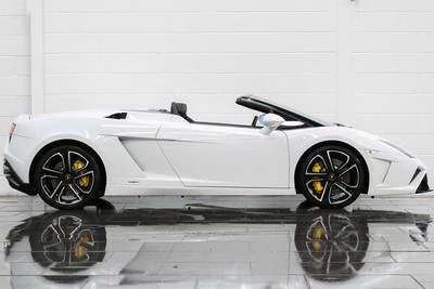 2013 Lamborghini Gallardo LP 560-4 50th Anniversary Spyder E Gear Petrol white 