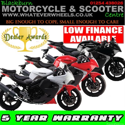 Hyosung GT125R Supersport Motorcycle 125cc Learner Legal Geared Motorbike