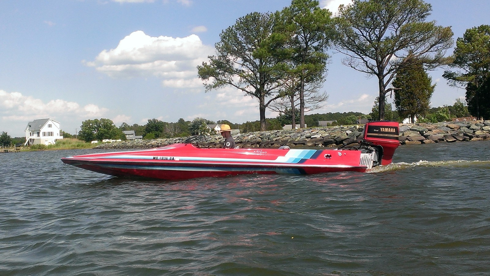 1989 Hydrostream PowerBoat with EXCEL V6 Yamaha Outboard