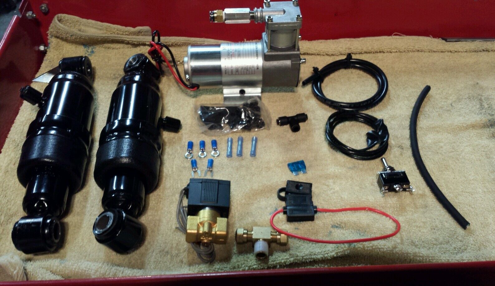 Harley Davidson air ride SUSPENSION TOURING! 94-18 USA SELLER AND WARRANTY