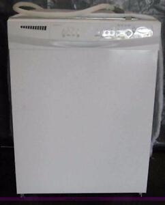 Sélection de Lave-vaisselles / Selection of Dishwashers /  usagés / - GE KENMORE WHIRLPOOL LG SAMSUNG AMANA