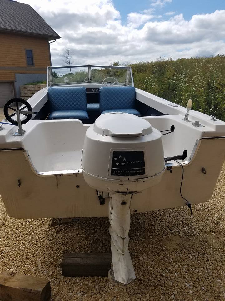 SeaRay 1965-19 ft. boat with a 1965 60 horse Johnson motor and trailer