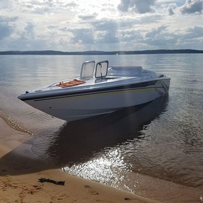 2005 Baja Outlaw 25 SST