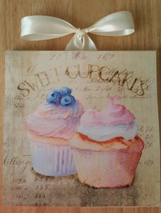 vintage 5 French Sign Vintage Cupcake wall Wood Decor decor Cottage Plaque cupcake Wall  Custom