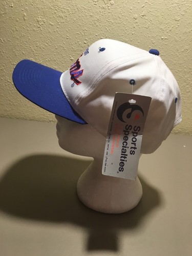 NWT Detroit Pistons Sports Specialties Snapback Hat White Blue Embroidered NBA