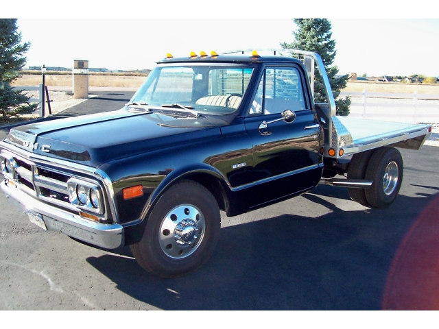 Gmc 1 ton flatbed truck #3