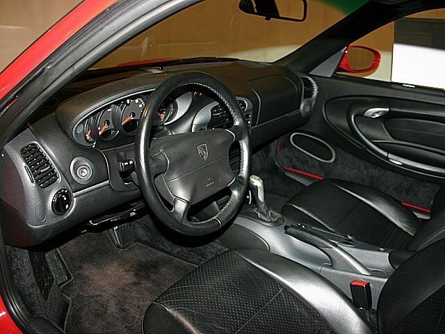 Image 1 of Carrera Manual Coupe…