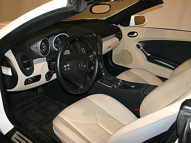 2005 Mercedes Benz Slk350. 2005 Mercedes-Benz SLK350