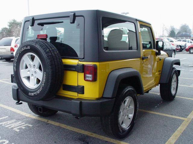 Image 11 of 2011 JEEP WRANGLER 4WD…