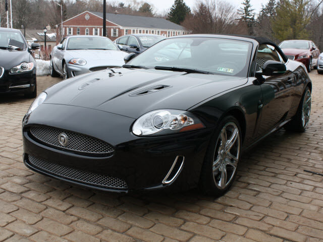 Image 2 of XKR Convertible 5.0L…
