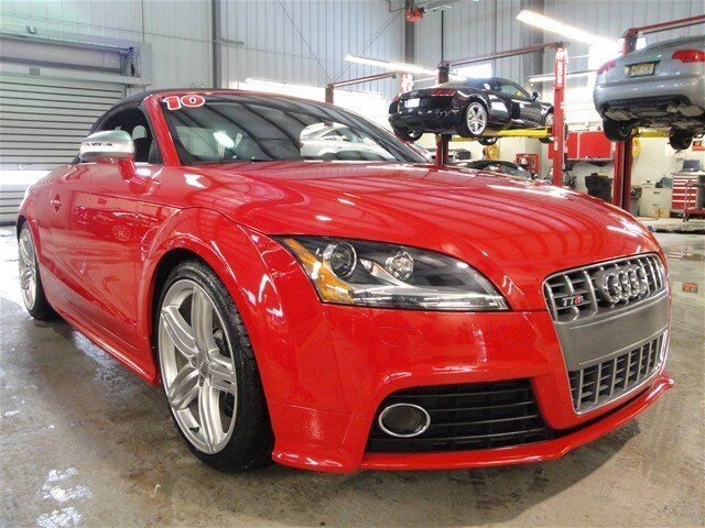 Image 11 of 2.0T Convertible 2.0L…