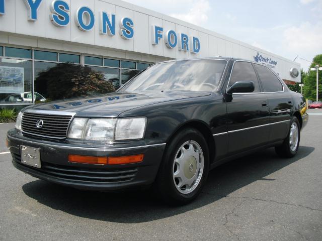 1994 Lexus LS 400 