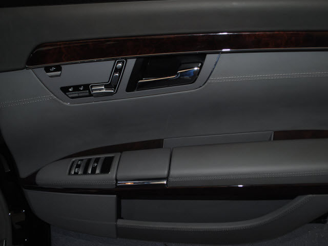 2004 Mercedes Benz S65 Amg. 2007 Mercedes-Benz S-Class S65